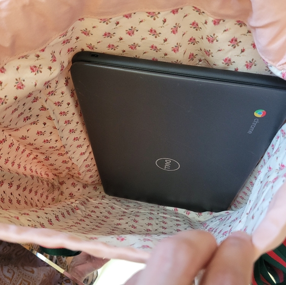 Gucci drawstring bag in to Sling bag converted in to back pack with … - Picture 7 of 13